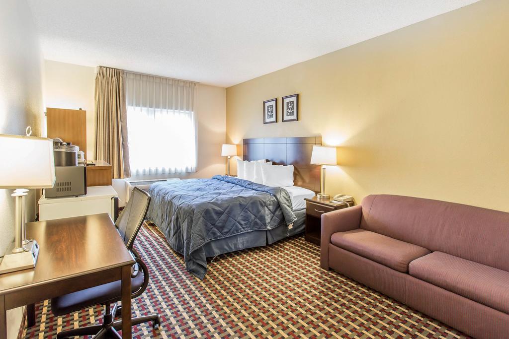 Quality Inn & Suites Lakewood - Denver Southwest Dış mekan fotoğraf