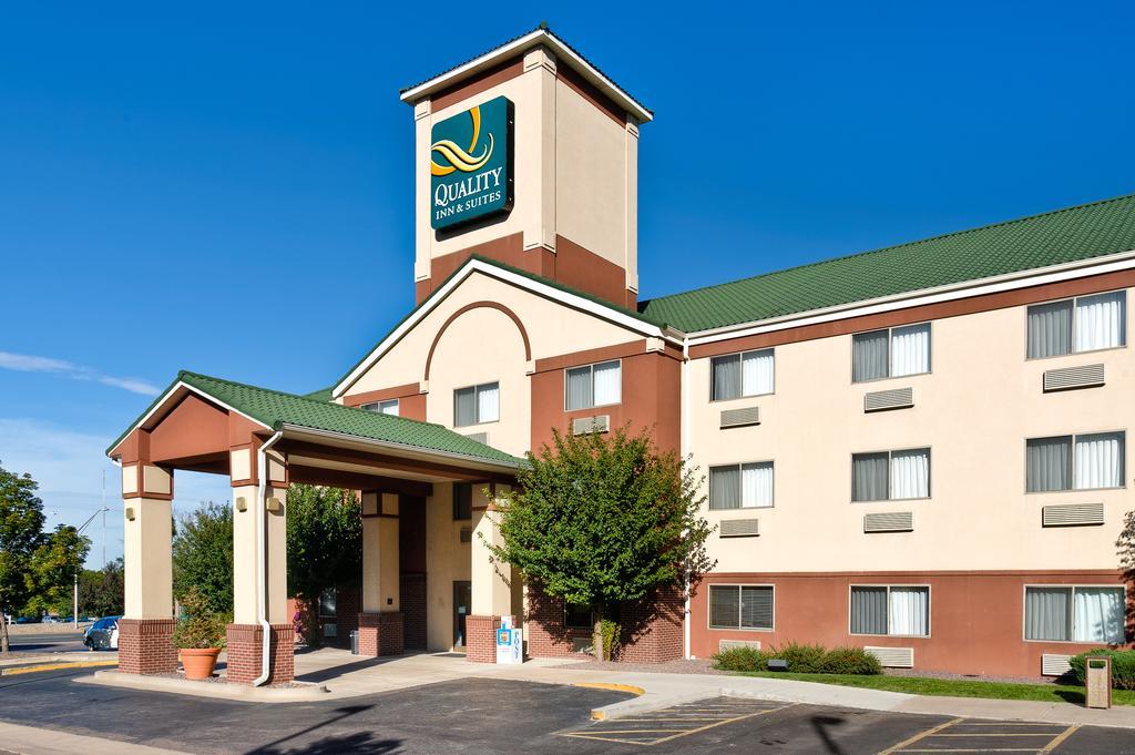 Quality Inn & Suites Lakewood - Denver Southwest Dış mekan fotoğraf