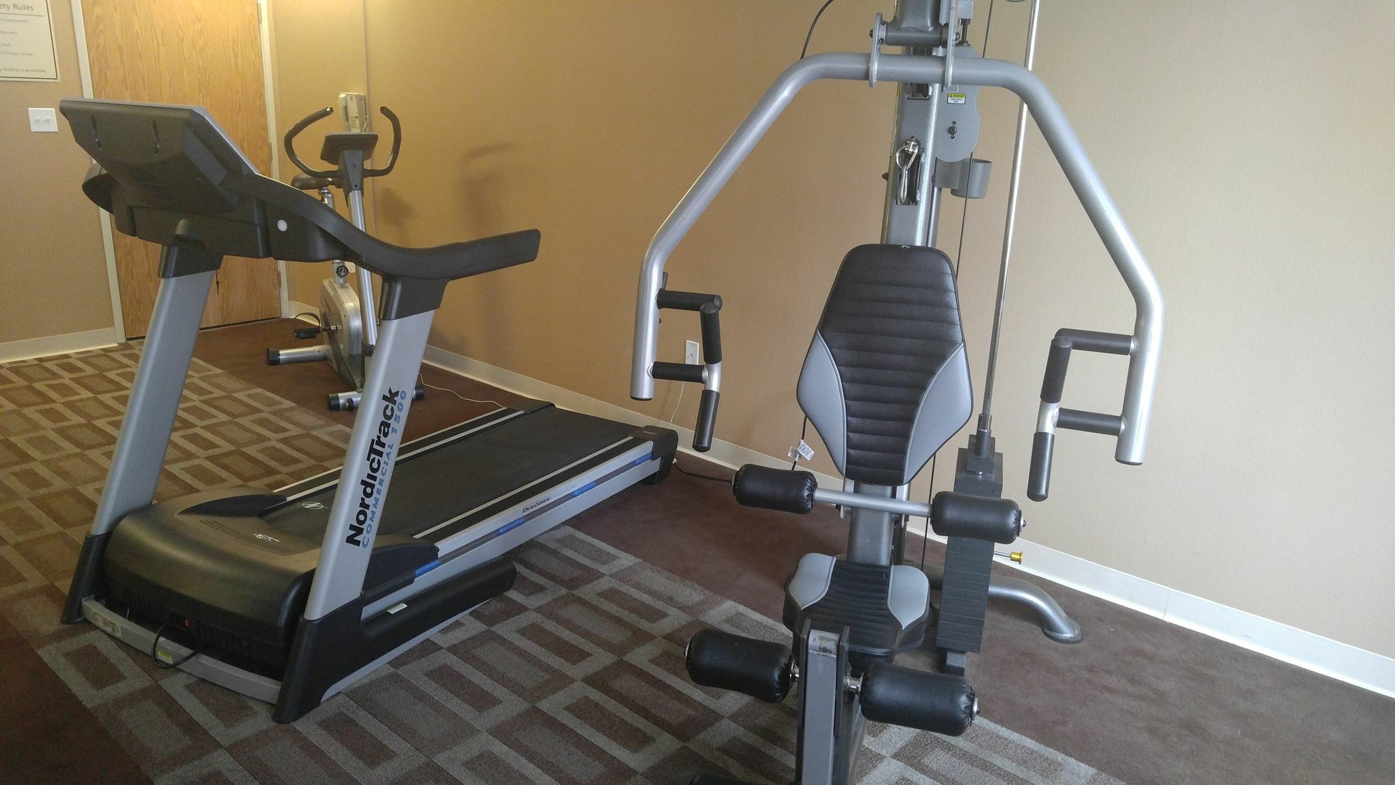Quality Inn & Suites Lakewood - Denver Southwest Dış mekan fotoğraf